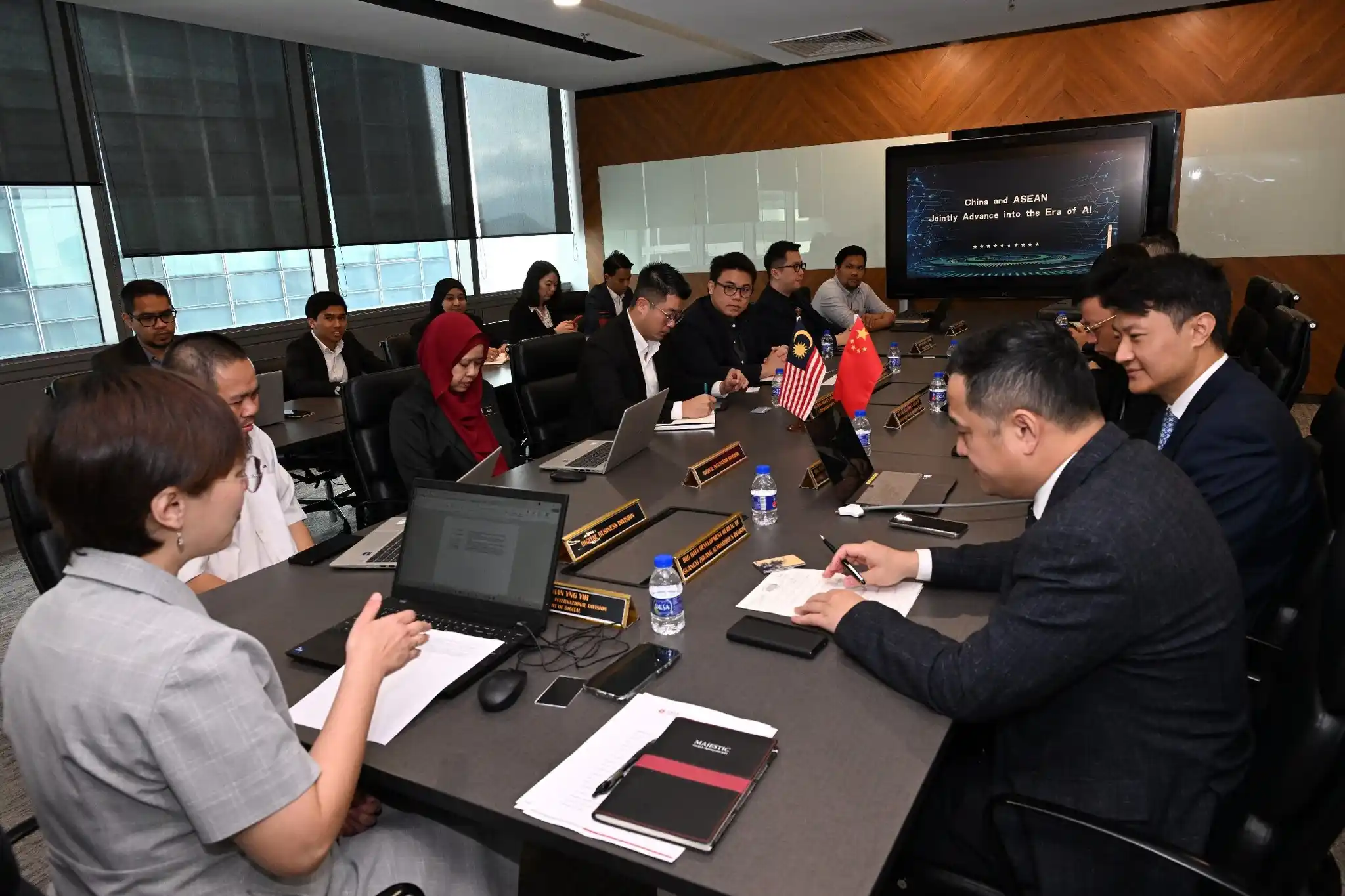Kunjungan Hormat Big Data Development Bureau, China
